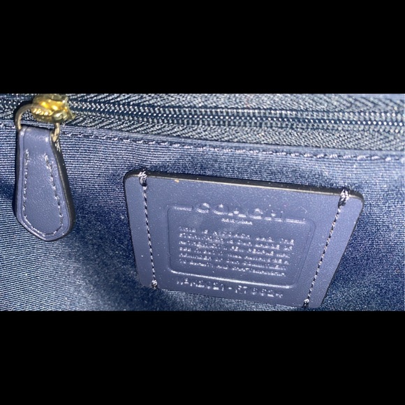 COACH navy blue mini back pack (like new) - Picture 4 of 7